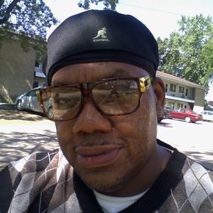 Meet your Posher, Chuck